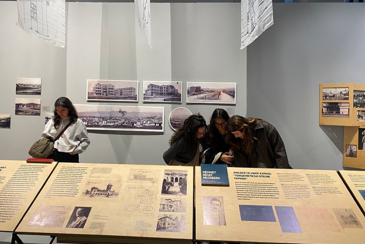“Bir Şehir Kurmak: Ankara 1923–1933” Sergisi Gezisi