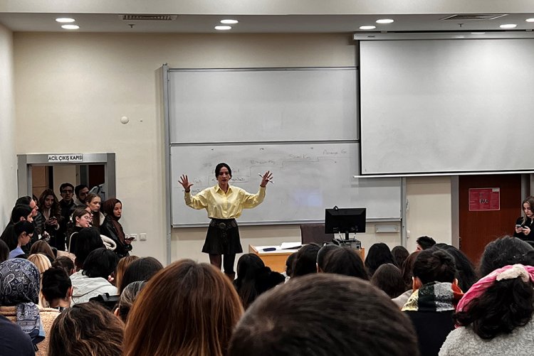 "Atatürk İlkeleri ve İnkılap Tarihi I Ders Buluşmaları"