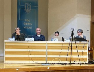 Doç. Dr. Selda Salman Sakızlı, Kant Çalışmaları Sempozyumu'nda Konuşmacı Olarak Yer Aldı